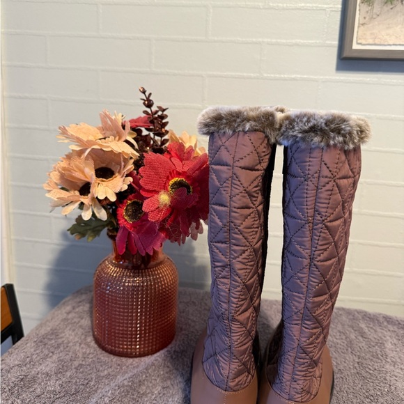 Trotters Brown Quilted Winter Boots - Picture 4 of 7